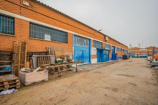 Nave industrial en venta en Camarma de Esteruelas