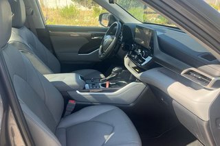 Toyota Highlander    AdvanceTecho