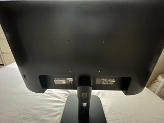 Pantalla Philips 120Hz Rota si alguien le interesa