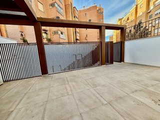 Chalet en venta en Paus - Poligono San Blas en Alicante