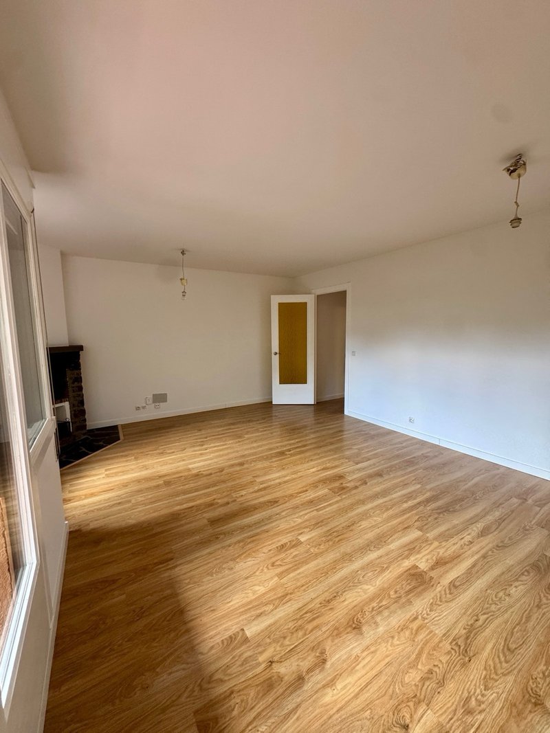 Piso de 2 habitaciones en venta en Arinsal, La Massana · 2 de 20