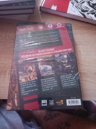 Escape Quest La Saga Juego de Mesa precintado
