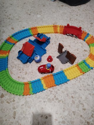 Circuito Pocoyo con coche