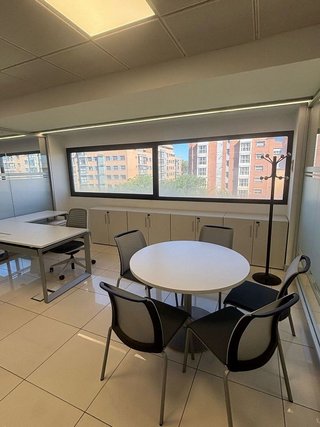 Oficina en alquiler en Simancas en Madrid