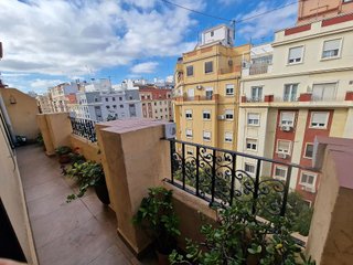 Ático en alquiler en La Petxina en Valencia