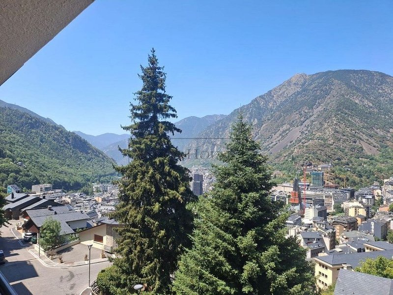 3-bedroom flat for rent in Escaldes-Engordany · 6 of 20
