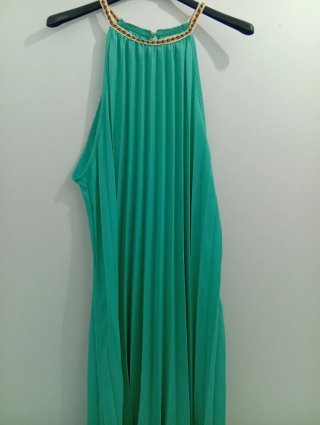Vestido plisado verde talla única