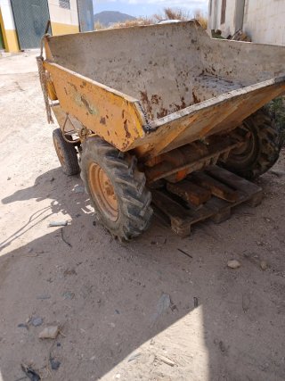 Dumper AUSA para reparar