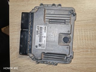 Centralita Motor Opel Bosch 55225622