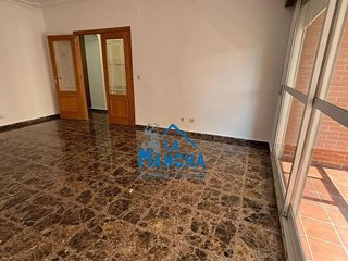 Piso en venta en Santa Cruz - Industria - Polígono Campollano en Albacete