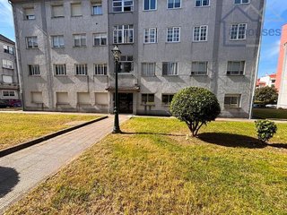 Piso en venta en Teis en Vigo
