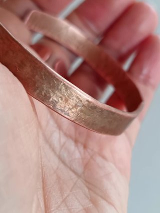 Pulsera artesanal de puro cobre estilo rústica