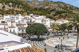 Local comercial en venta en Riviera del Sol en Mijas