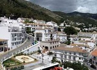 Local comercial en venta en Riviera del Sol en Mijas
