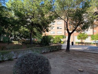Local comercial en venta en Parque de la Bombilla-Pla de Rascanya en Llíria