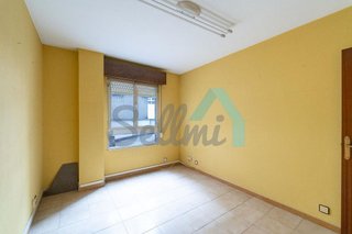 Oficina en venta en Zona Teatro Campoamor en Oviedo