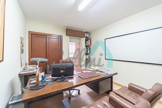 Oficina en venta en Zona Teatro Campoamor en Oviedo