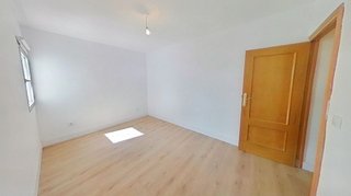 Piso en venta en Pueblo Nuevo en Madrid