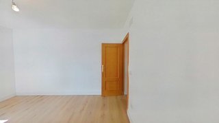 Piso en venta en Pueblo Nuevo en Madrid