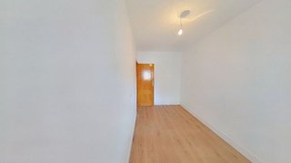 Piso en venta en Pueblo Nuevo en Madrid