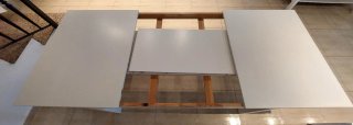 Mesa de Comedor Extensible Blanca Ikea con 3 silla