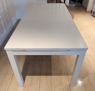 Mesa de Comedor Extensible Blanca Ikea con 3 silla