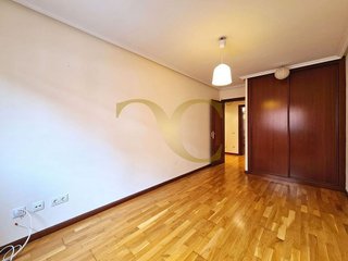 Piso en venta en El Llano en Gijón