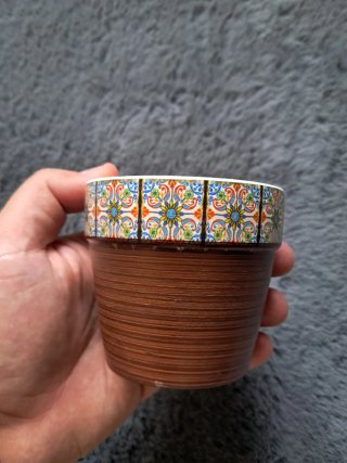 Piccolo Vaso in Ceramica Stile Maiolica