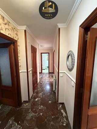 Piso en venta en Zona Hospital en Linares