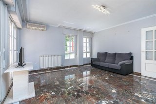 Piso en venta en Bola de Oro - Serrallo en Granada
