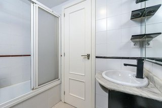Piso en venta en Bola de Oro - Serrallo en Granada