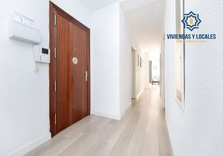 Piso en venta en Camino de Ronda - Rosaleda en Granada