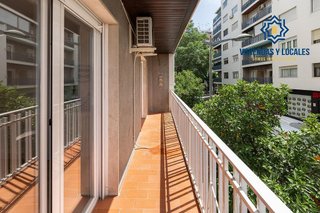 Piso en venta en Camino de Ronda - Rosaleda en Granada