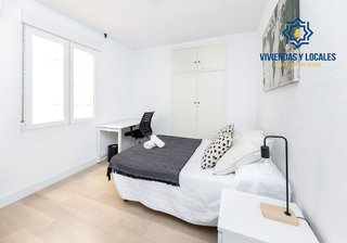Piso en venta en Camino de Ronda - Rosaleda en Granada