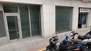 Local comercial en venta en Arenal - La Pólvora en Dos Hermanas