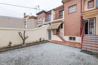 Casa adosada en alquiler en Angustias - Chana - Encina en Granada