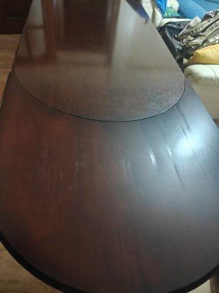 Mesa de salón madera maciza oscura