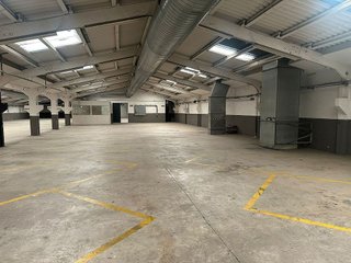 Nave industrial en alquiler en Almeda - El Corte Inglés en Cornellà de Llobregat