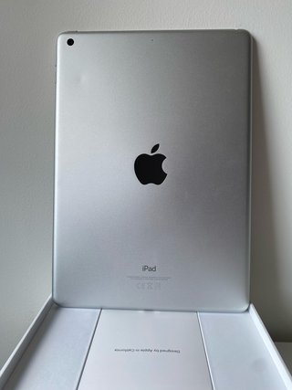 iPad 6ª Gen 32GB Wifi Blanco/Plata