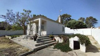 Chalet en venta en Las Lagunas - Campano en Chiclana de la Frontera