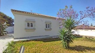 Chalet en venta en Las Lagunas - Campano en Chiclana de la Frontera