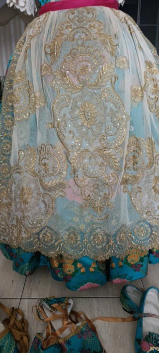 Traje de Fallera