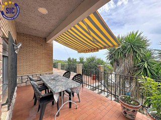 Chalet en venta en Alginet