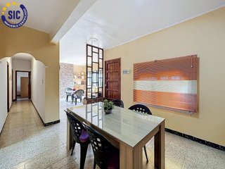 Chalet en venta en Alginet