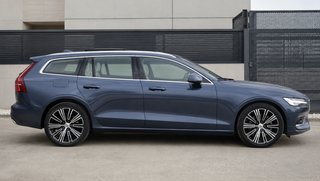 Volvo V60 D3-Momentum 150CV Manual | Techo | Cuero