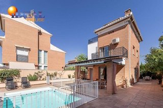 Chalet en venta en Huétor Vega