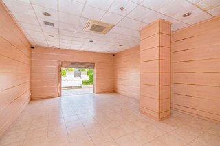 Local comercial en venta en Pajaritos - Plaza de Toros en Granada
