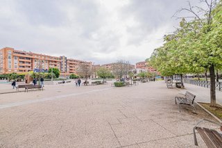 Local comercial en venta en Pajaritos - Plaza de Toros en Granada