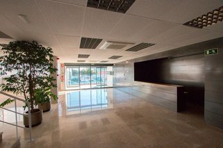 Oficina en alquiler en El Barral Ferial en Coslada