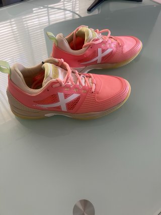 Zapatillas Padel Mujer Munich Rosa y Amarillo
